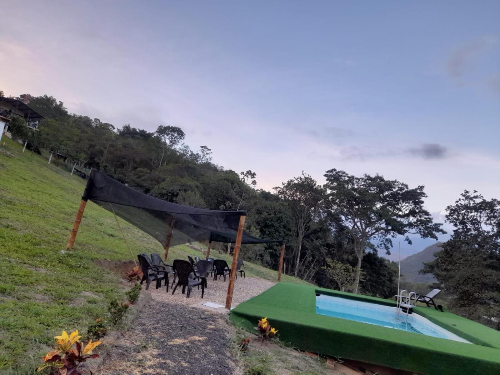 Cabana Alto De Luna Vifamiliar La Vega  Exterior photo