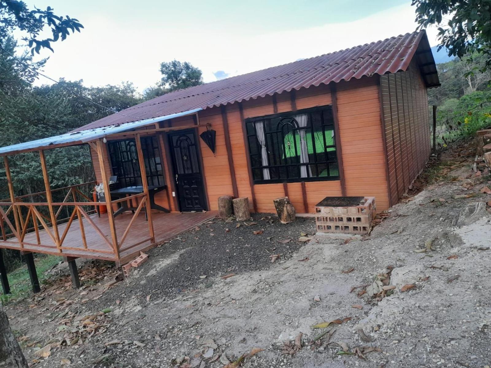 Cabana Alto De Luna Vifamiliar La Vega  Exterior photo